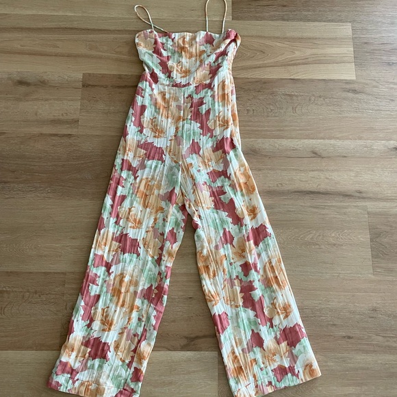 SAGE The Label Floral Jumpsuit - Picture 3 of 5